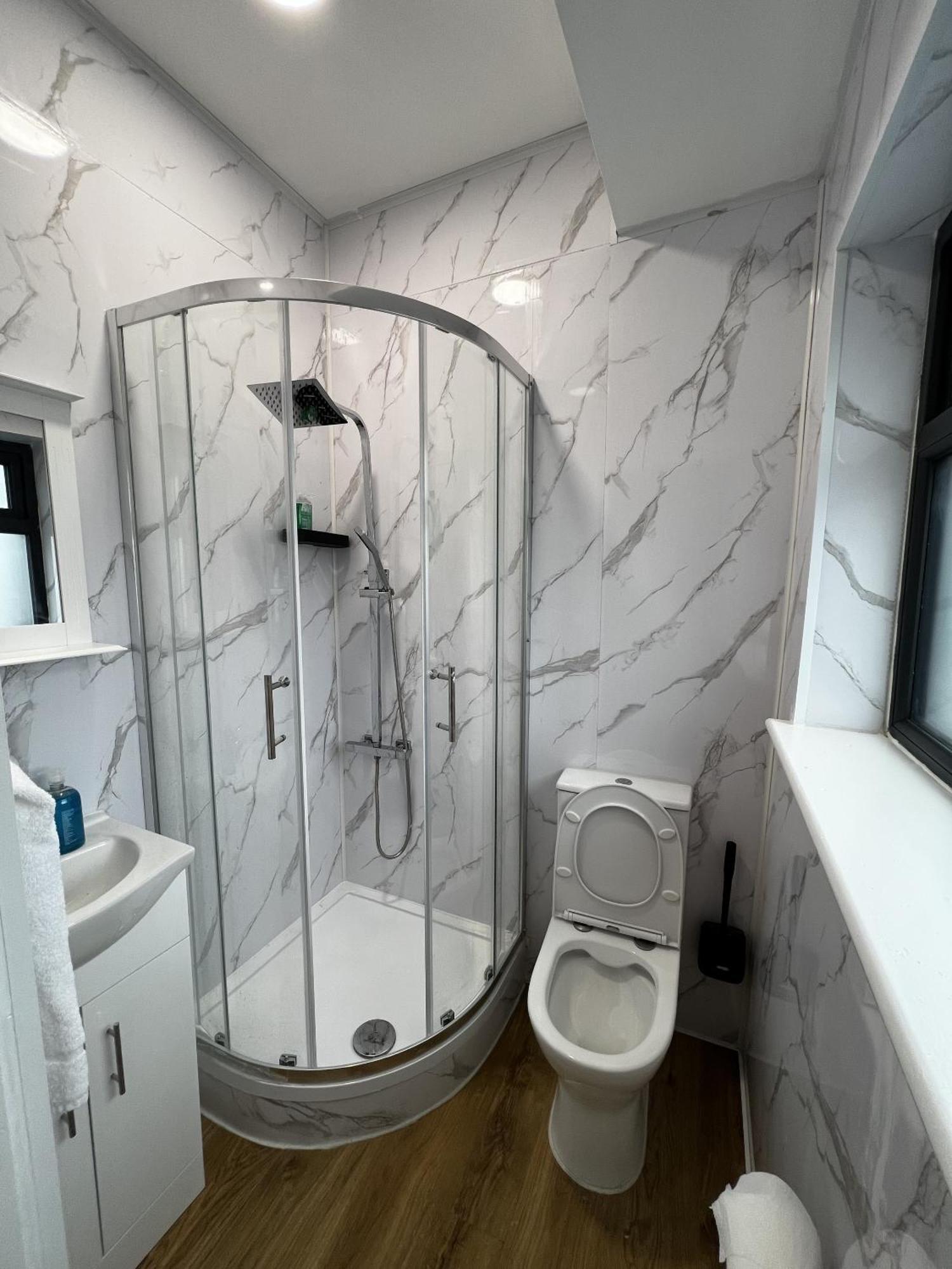 The Barrington Hotel New Barnet Extérieur photo